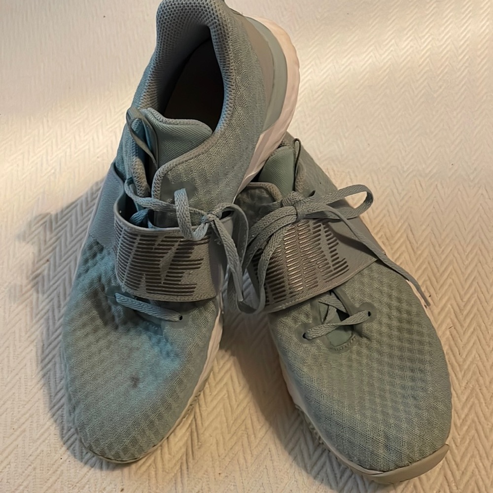 Mens Nike shoes